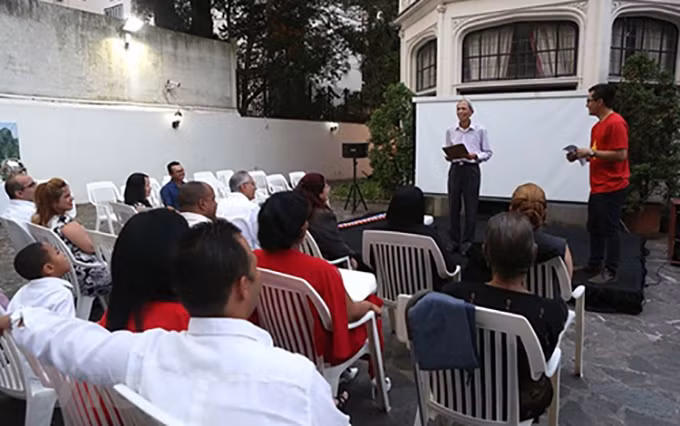 En el encuentro. (Fotografía: VNA)