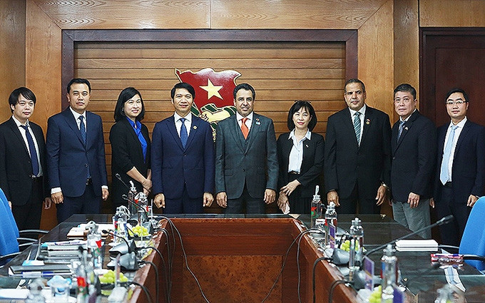 Delegados en la reunión. 