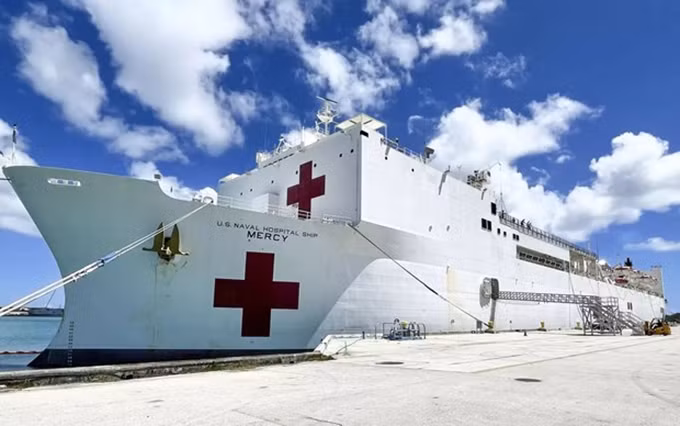El barco USNS Mercy (T-AH-19). (Fotografía: US Navy)