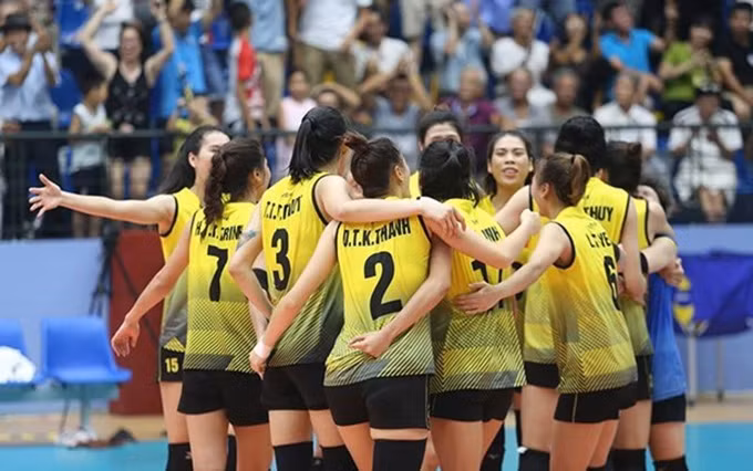 La selección vietnamita conquistó la medalla de bronce en el Campeonato Asiático de Voleibol Femenino sub-23. (Fotografía: VNA)