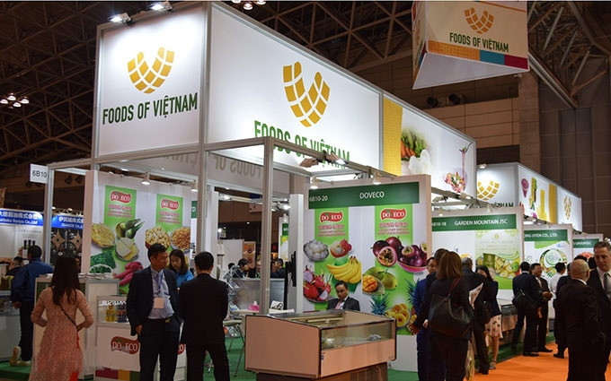 Acaparan productos vietnamitas atención de visitantes en Feria de alimentos en Japón