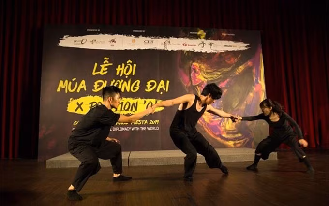  Inauguran en Vietnam el X Festival Internacional de Danza Contemporánea.