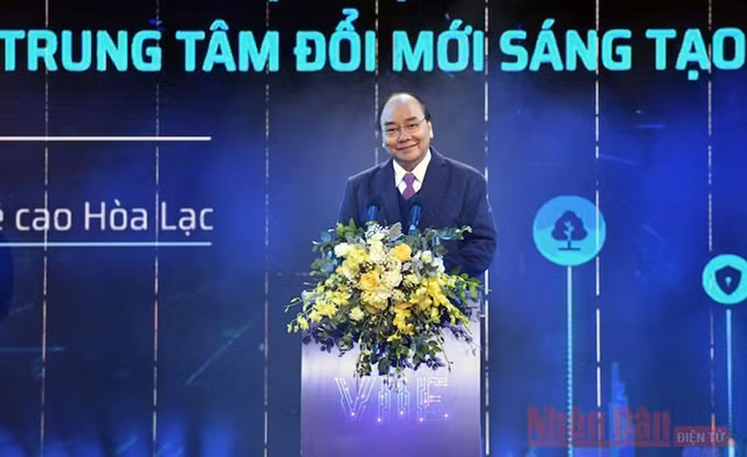 El primer ministro Nguyen Xuan Phuc interviene en el evento. (Fotografía: Nhan Dan)