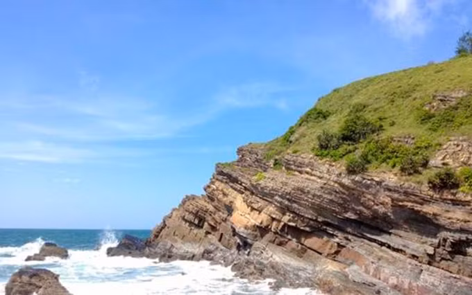 La playa de piedra de Mong Rong. (Fotografía: Internet)