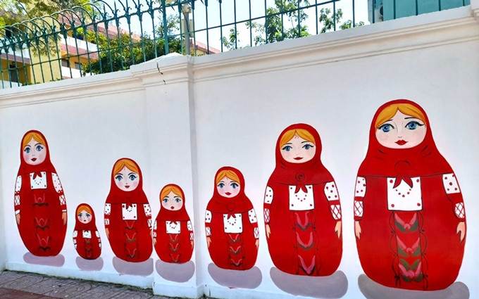 Uno de los murales. (Fotografía: qdnd.vn)