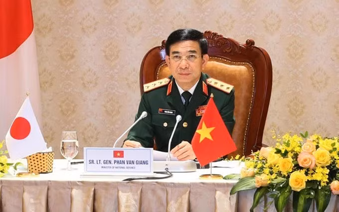 El ministro de Defensa de Vietnam, Phan Van Giang, en el evento.