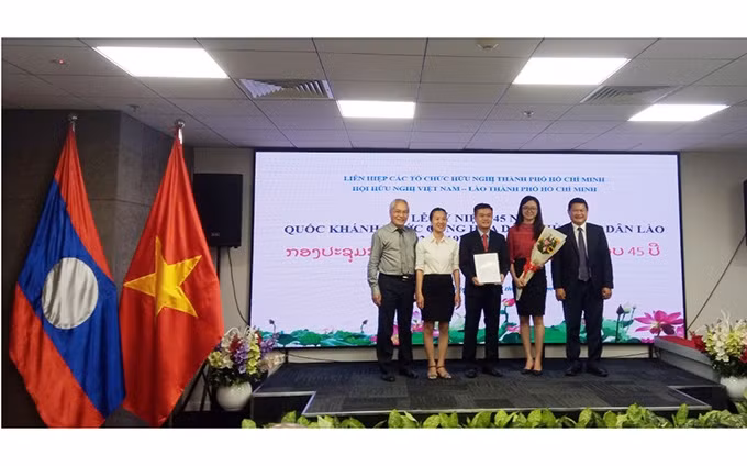 En el evento (Fotografía: VNA)