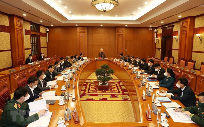 El secretario general del PCV, Nguyen Phu Trong preside la reunión del Comité Permanente del Comité Directivo Central para la Prevención y Lucha contra la Corrupción. (Fotografía: VNA)