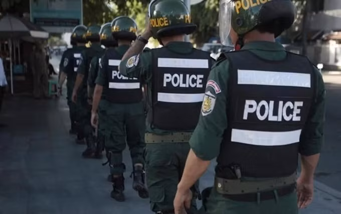 Fuerzas policiales de Camboya. (Fotografía: AP)
