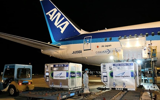 Japón suministra vacunas contra el Covid-19 para Vietnam. (Fotografía: VNA)