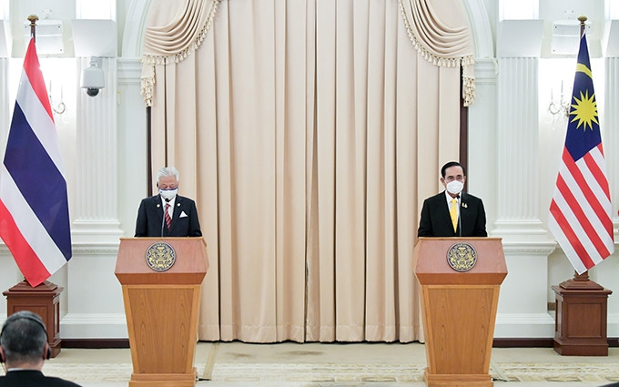 Los primer ministros de Tailandia y Malasia en la reunión (Fotografía: Nhan Dan)
