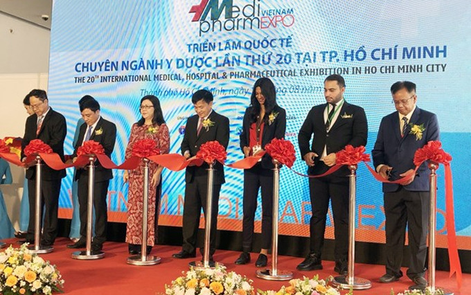 En la inauguración del evento. (Fotografía: VNA)