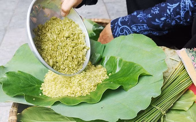 El Com (arroz glutinoso tierno) de Hanói
