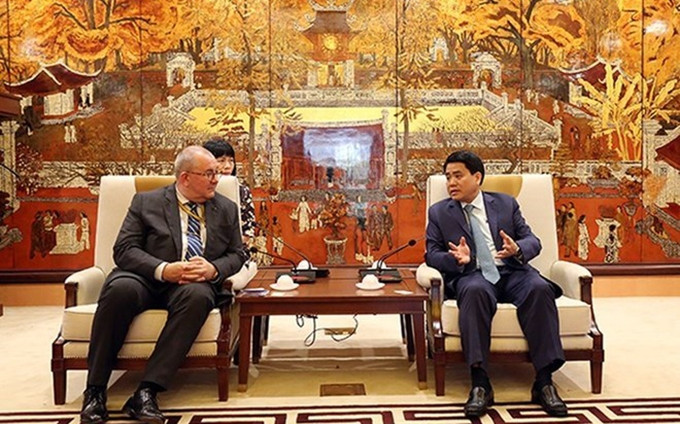 Hanoi facilita proyectos de cooperación de empresas belgas