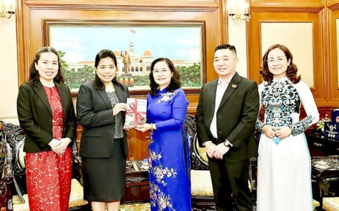 Durante la cita (Fuente: www.sggp.org.vn)