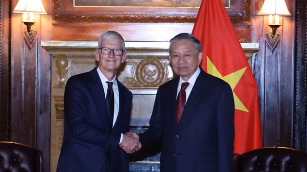 [Foto] Mandatario vietnamita recibe a dirigente de empresa tecnológica Apple