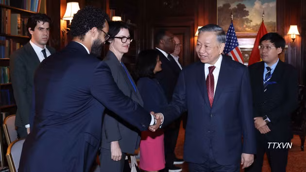 [Foto] Máximo dirigente vietnamita recibe a delegación de Cámara de Representantes de EE.UU. 