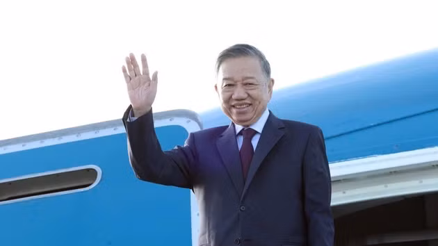 [Foto] Máximo dirigente vietnamita concluye con éxito su participación en Debate General de Alto Nivel del 81º período de sesiones de la Asamblea General de la ONU