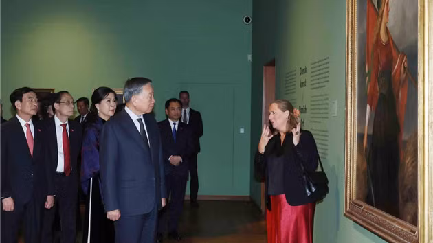 [Foto] Máximo dirigente vietnamita visita Museo Glyptotek en Dinamarca