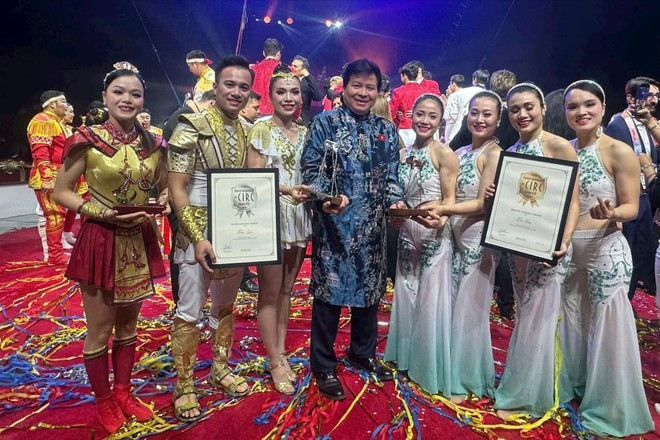 Tres espectáculos circenses vietnamitas ganan premios en el Festival Elefante de Oro 2026 en España. (Foto: Federación de Circo de Vietnam)