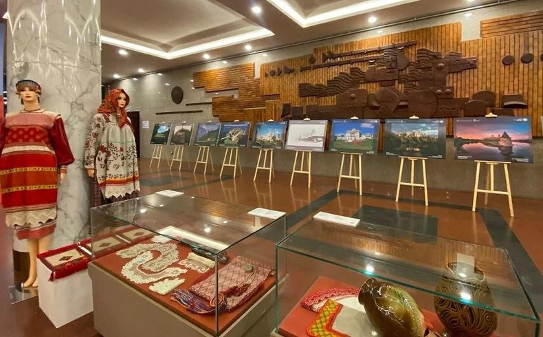 Obras fotográficas sobre el patrimonio cultural y natural de Rusia inscrito en la lista de la Organización de las Naciones Unidas para la Educación, la Ciencia y la Cultura.