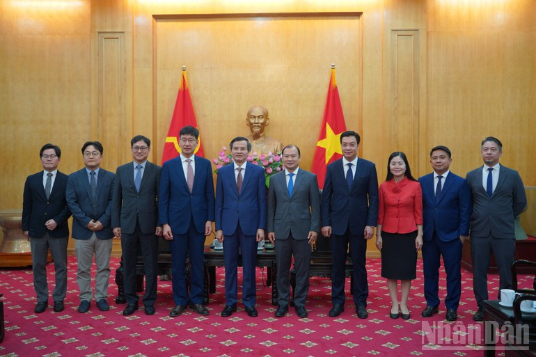 Asistentes a la reunión.