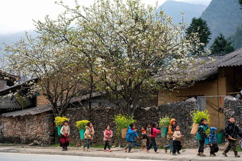 La belleza de su gente combinada con el paisaje es también un gran atractivo para los visitantes. (Foto: VNA)