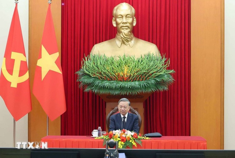 To Lam, en su conversación telefónica con Hun Sen.