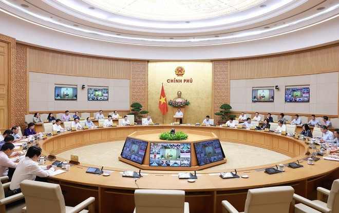 En sus reuniones mensuales, el Gobierno ha emitido una serie de decisiones sobre desarrollo socioeconómico. (Foto:VNA) En sus reuniones mensuales, el Gobierno ha emitido una serie de decisiones sobre desarrollo socioeconómico. (Foto:VNA)