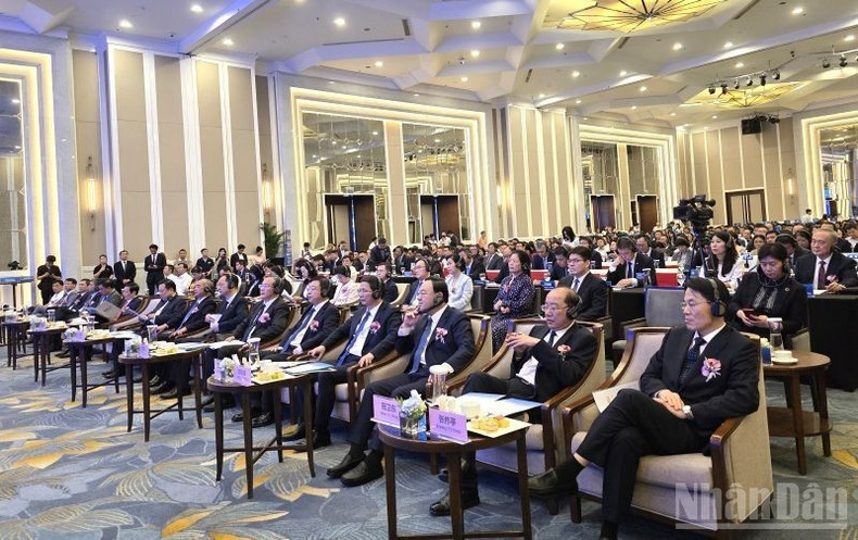 Delegados al evento. Delegados al evento.