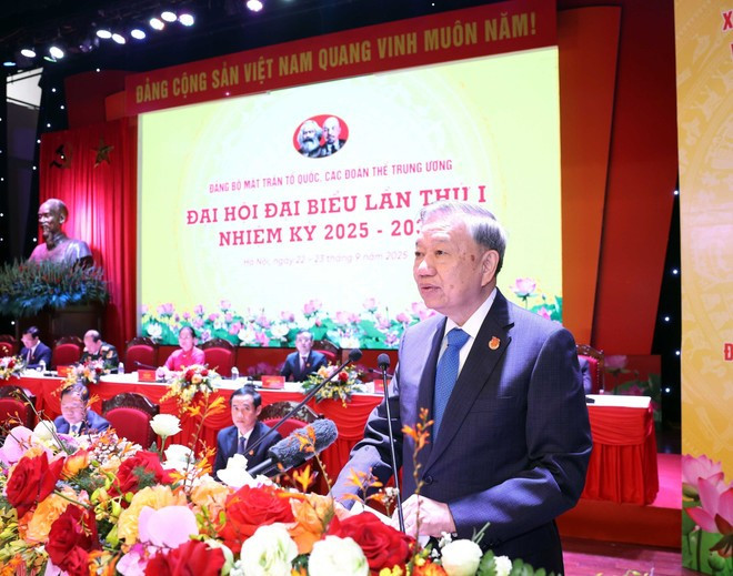 El secretario general del Partido Comunista de Vietnam (PCV), To Lam, habla en el evento. (Foto: VNA) El secretario general del Partido Comunista de Vietnam (PCV), To Lam, habla en el evento. (Foto: VNA)