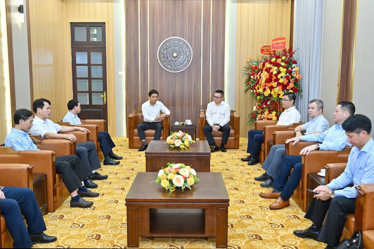 Escena de la recepción. Escena de la recepción.