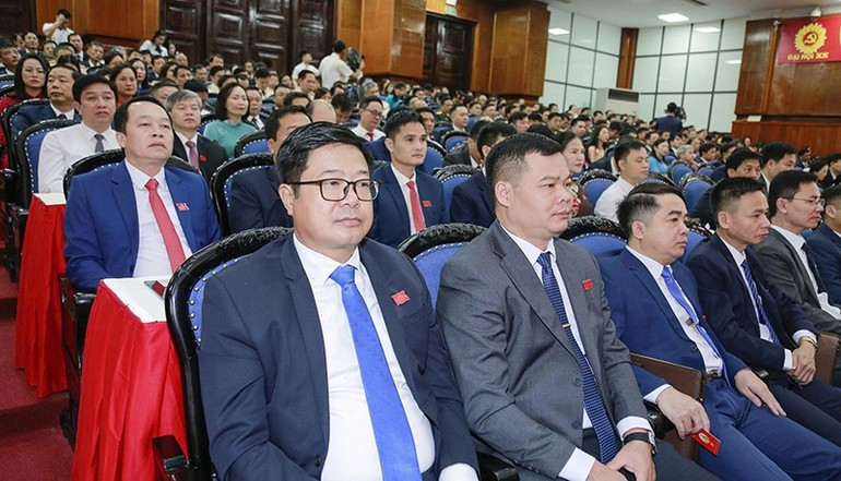 Delegados a la XIX Asamblea del Comité del PCV en la central provincia de Thanh Hoa.