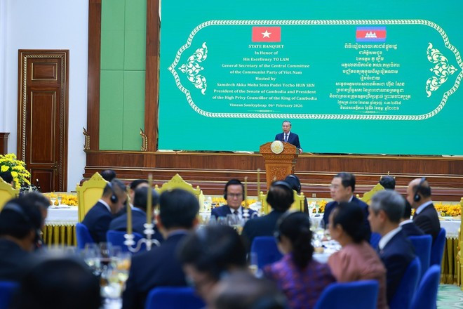 El secretario general del Partido Comunista de Vietnam, To Lam, habla en el evento. (Foto: VNA)