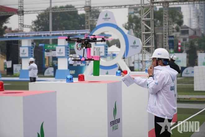 El concurso PV GAS 2025 UAV Cup busca impulsar el desarrollo de soluciones tecnológicas. (Foto: qdnd.vn)