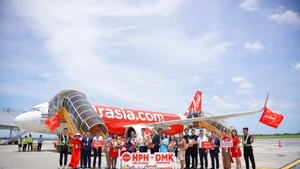 La aerolínea malasia AirAsia lanza una nueva ruta directa entre Hai Phong y Bangkok (Foto: VNA)