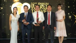 Representantes de Vietnam en el acto de premiación. (Foto: VOV)