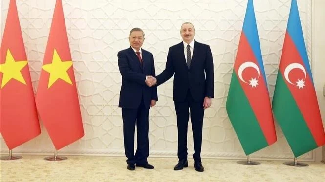 El secretario general del Partido Comunista de Vietnam, To Lam, y el presidente de Azerbaiyán, Ilham Aliyev. (Foto: VNA)