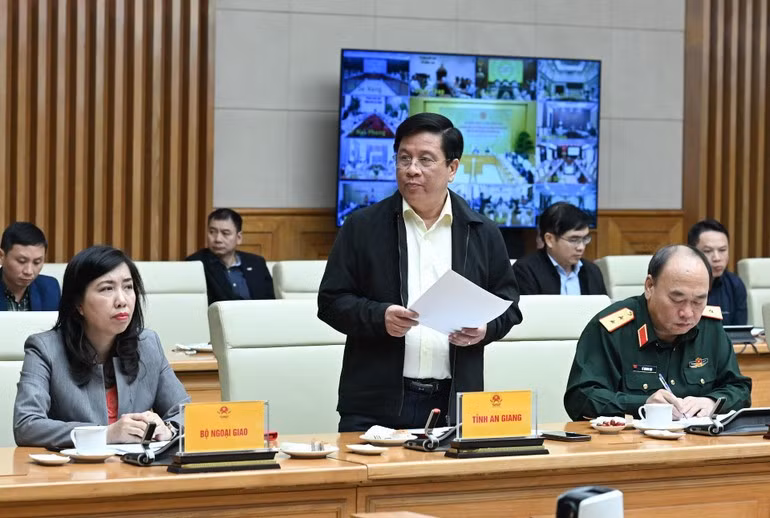 El presidente del Comité Popular de la provincia de An Giang, Ho Van Mung, en el evento.