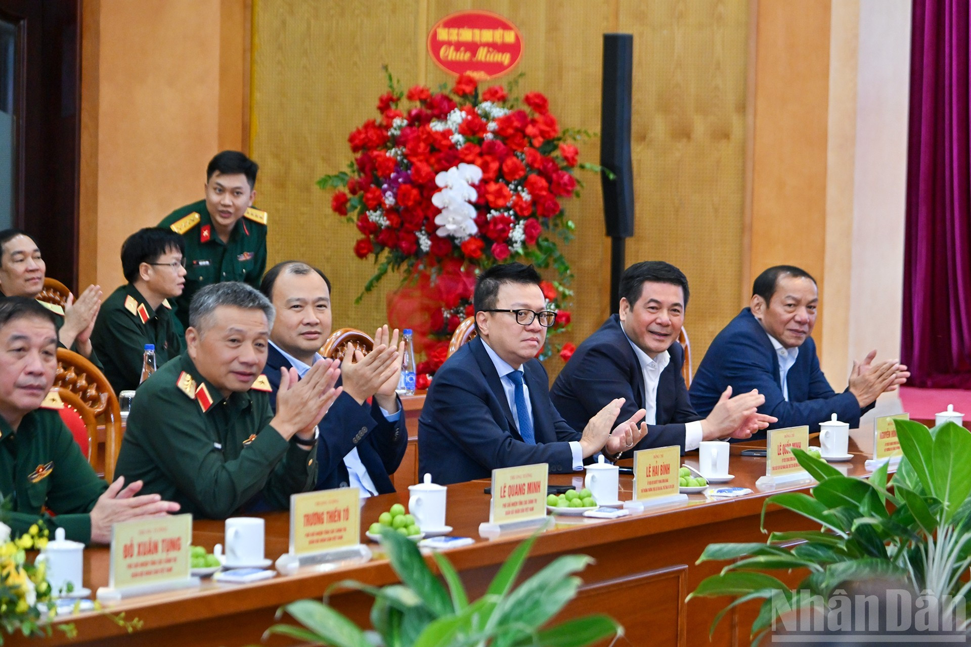 Asistentes a la cita.