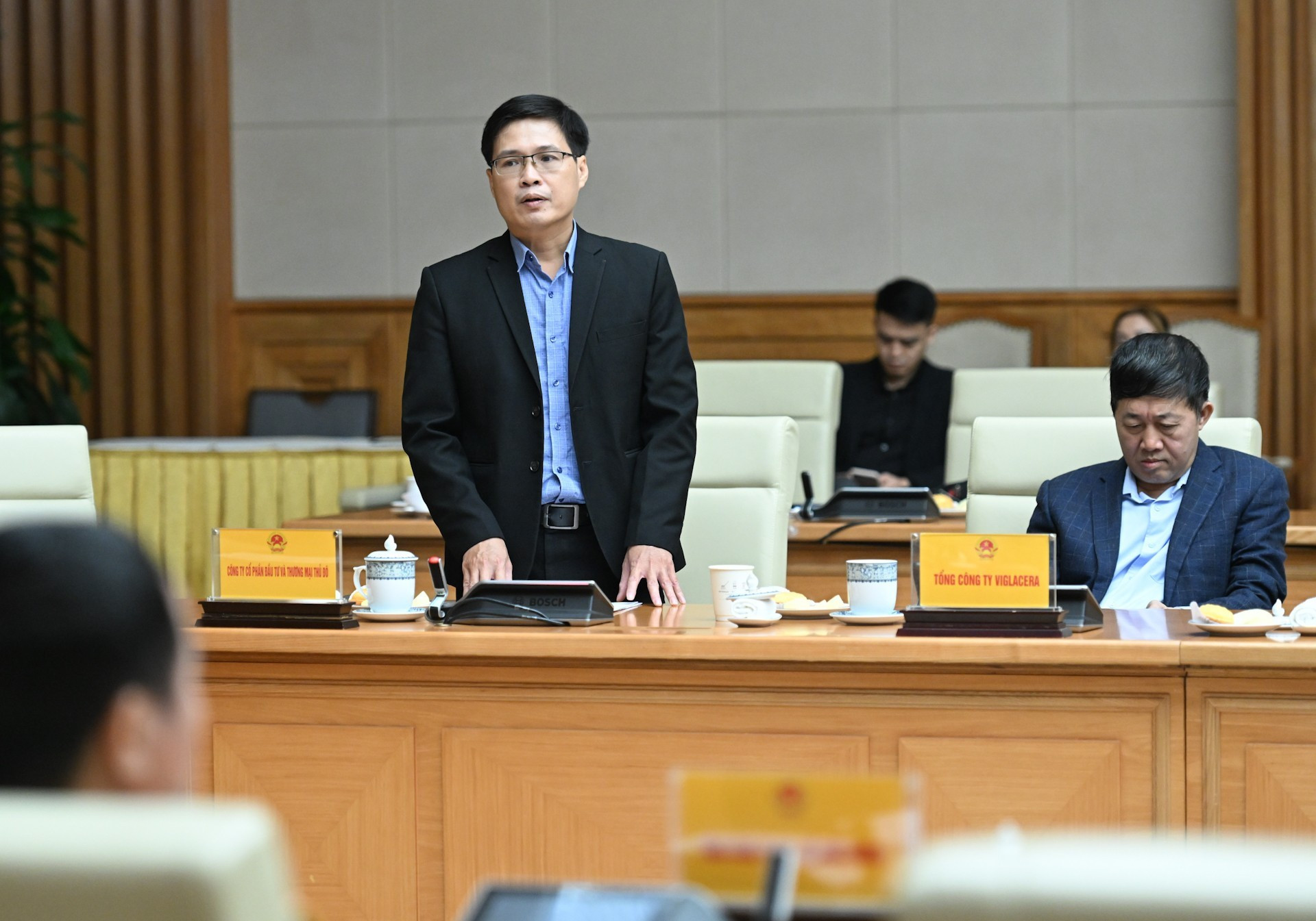 El representante la Sociedad Anónima de Inversión y Comercio de Capital, en la cita.