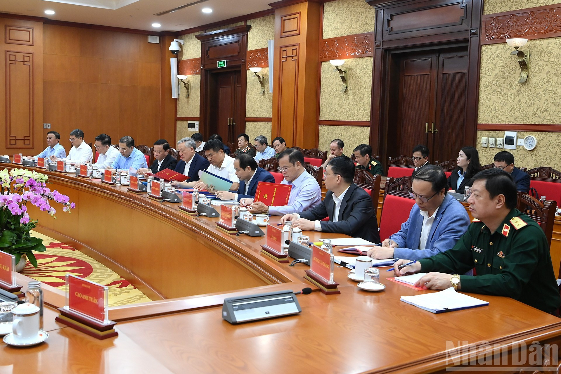 Asistentes a la cita.