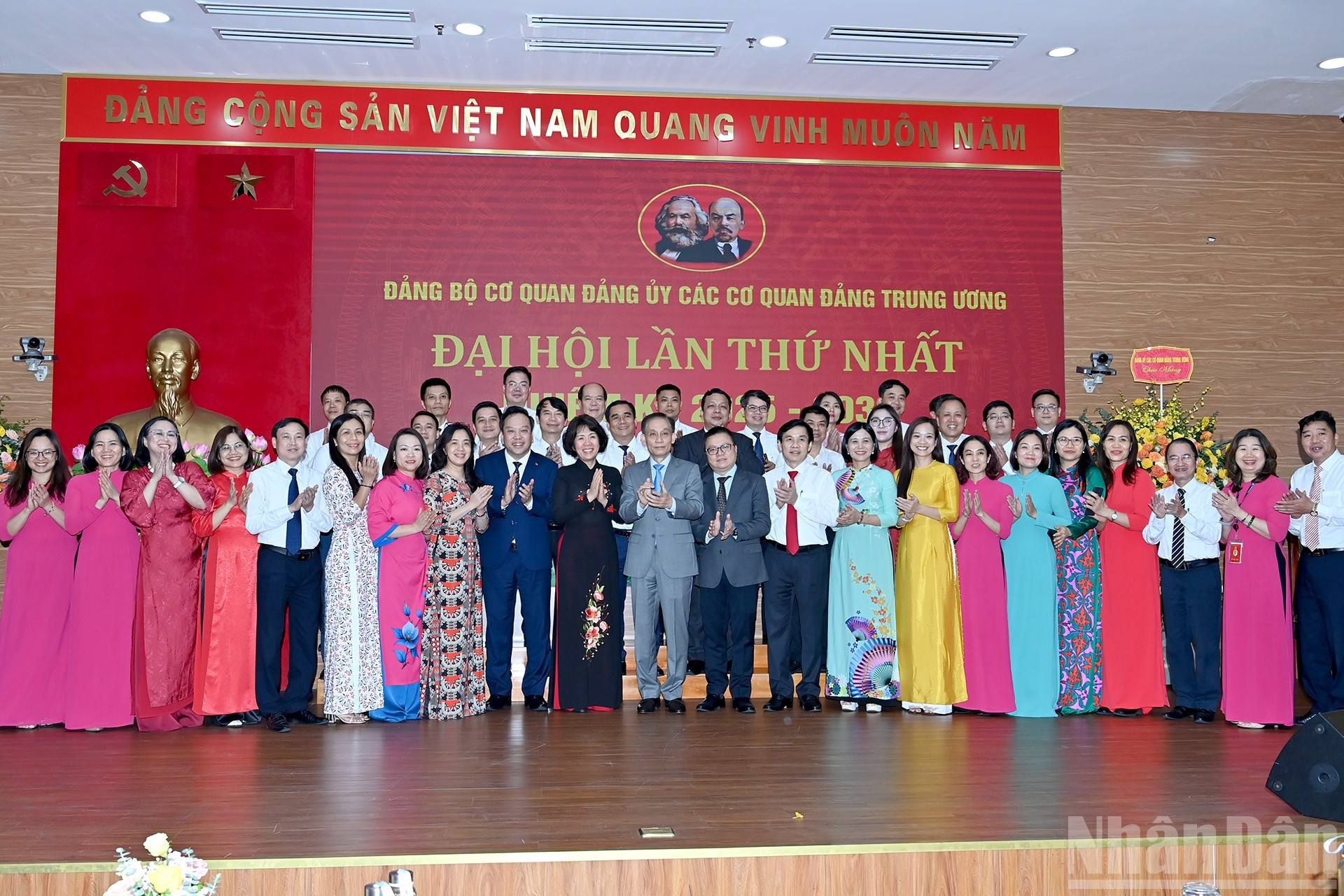 Delegados en la cita.