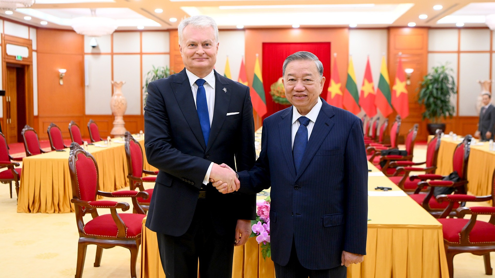[Foto] Líder partidista de Vietnam se reúne con presidente de Lituania