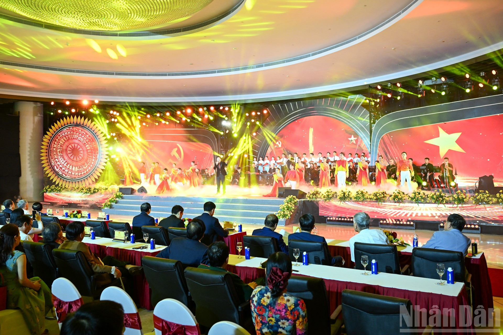 Con cerca de 700 obras entregadas, el concurso otorga 5 premios de categoría B, 9 de C y 19 de consolación a los ganadores.