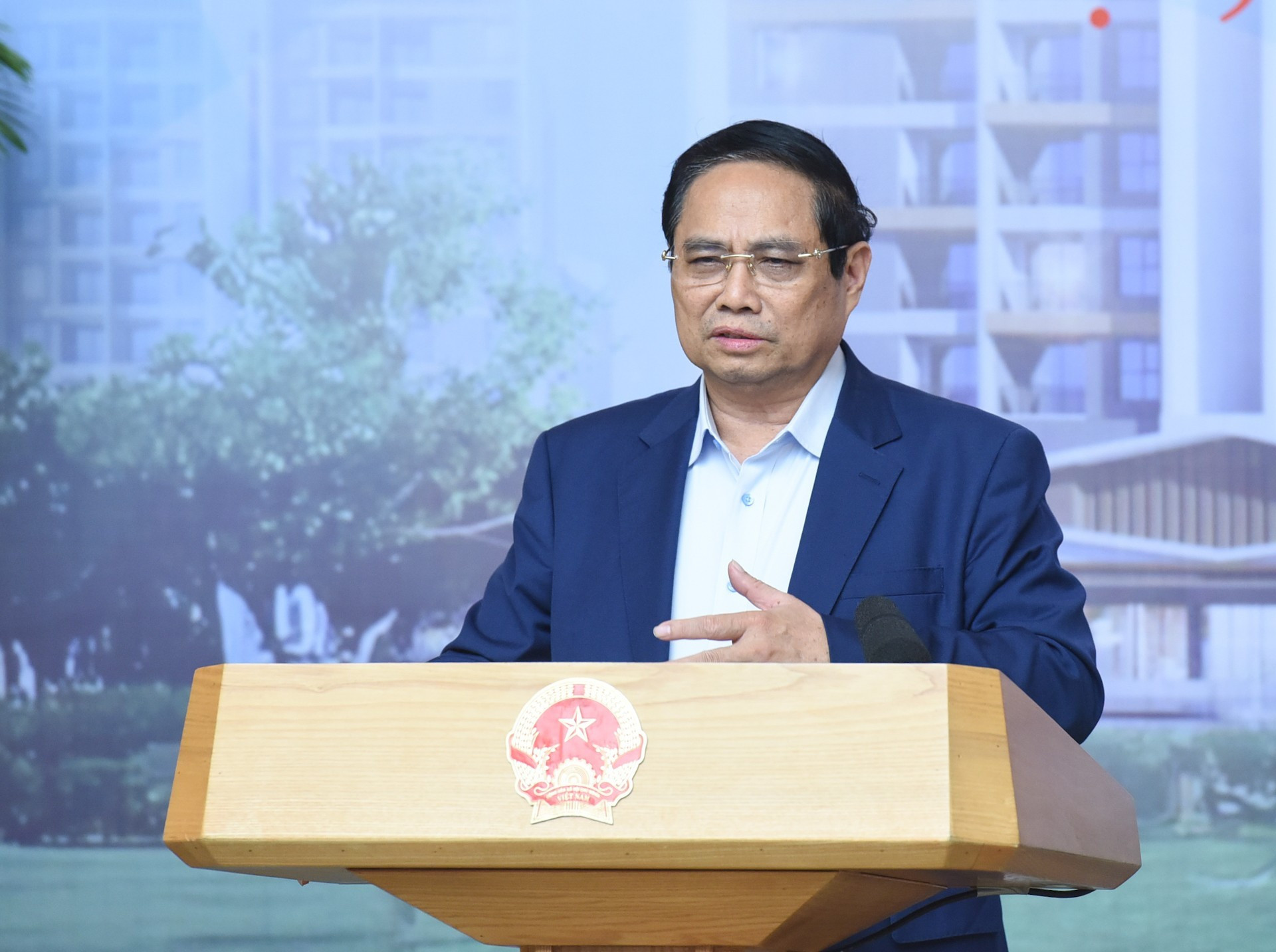 El primer ministro de Vietnam, Pham Minh Chinh, habla en el evento. El primer ministro de Vietnam, Pham Minh Chinh, habla en el evento.