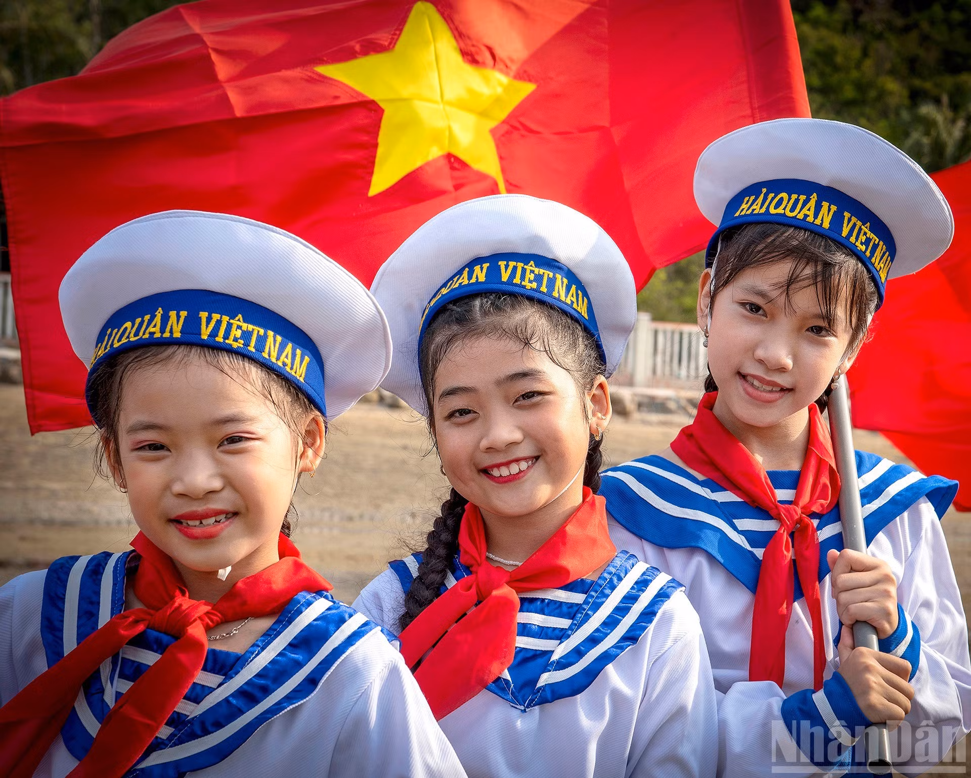 Los brotes jóvenes de la nación. (Autor: Nguyen Duy Nau)