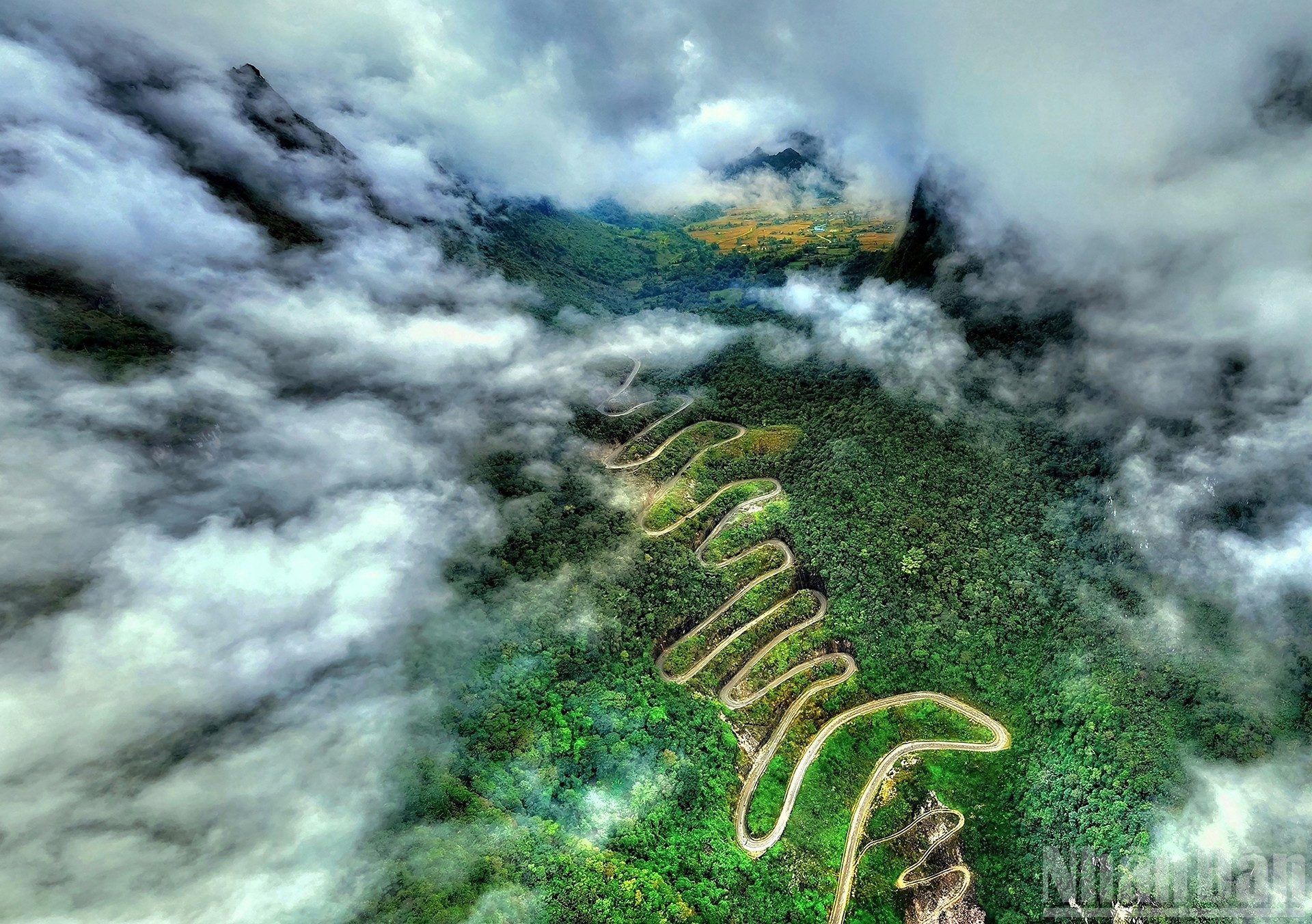 Khau Coc Cha – Camino hacia la base revolucionaria de Xuan Truong (provincia de Cao Bang) (Autor: Vu Manh Cuong)
