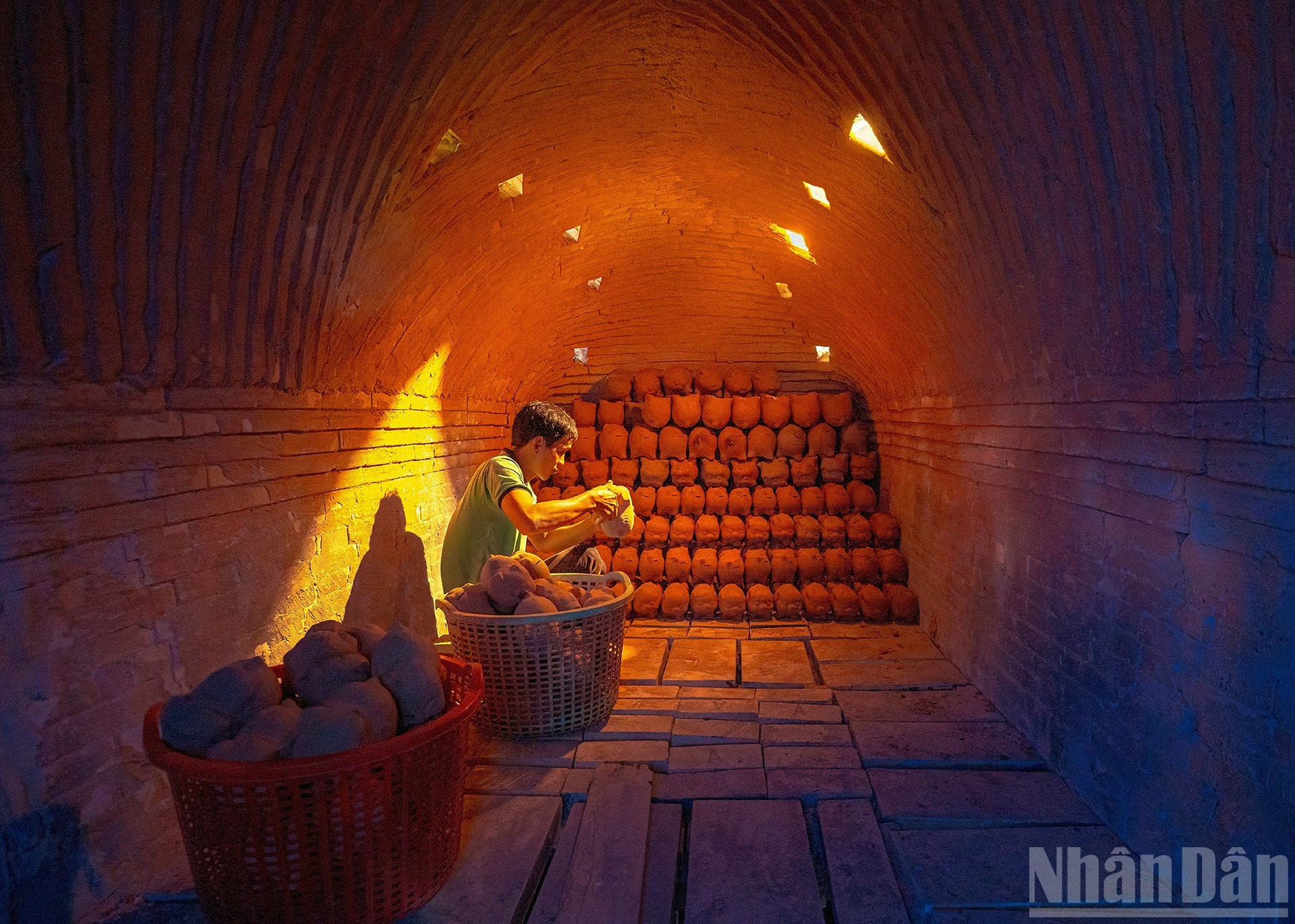 Mantener viva la llama del oficio en el ritmo de la vida moderna. (Autor: Le Tan Phat)