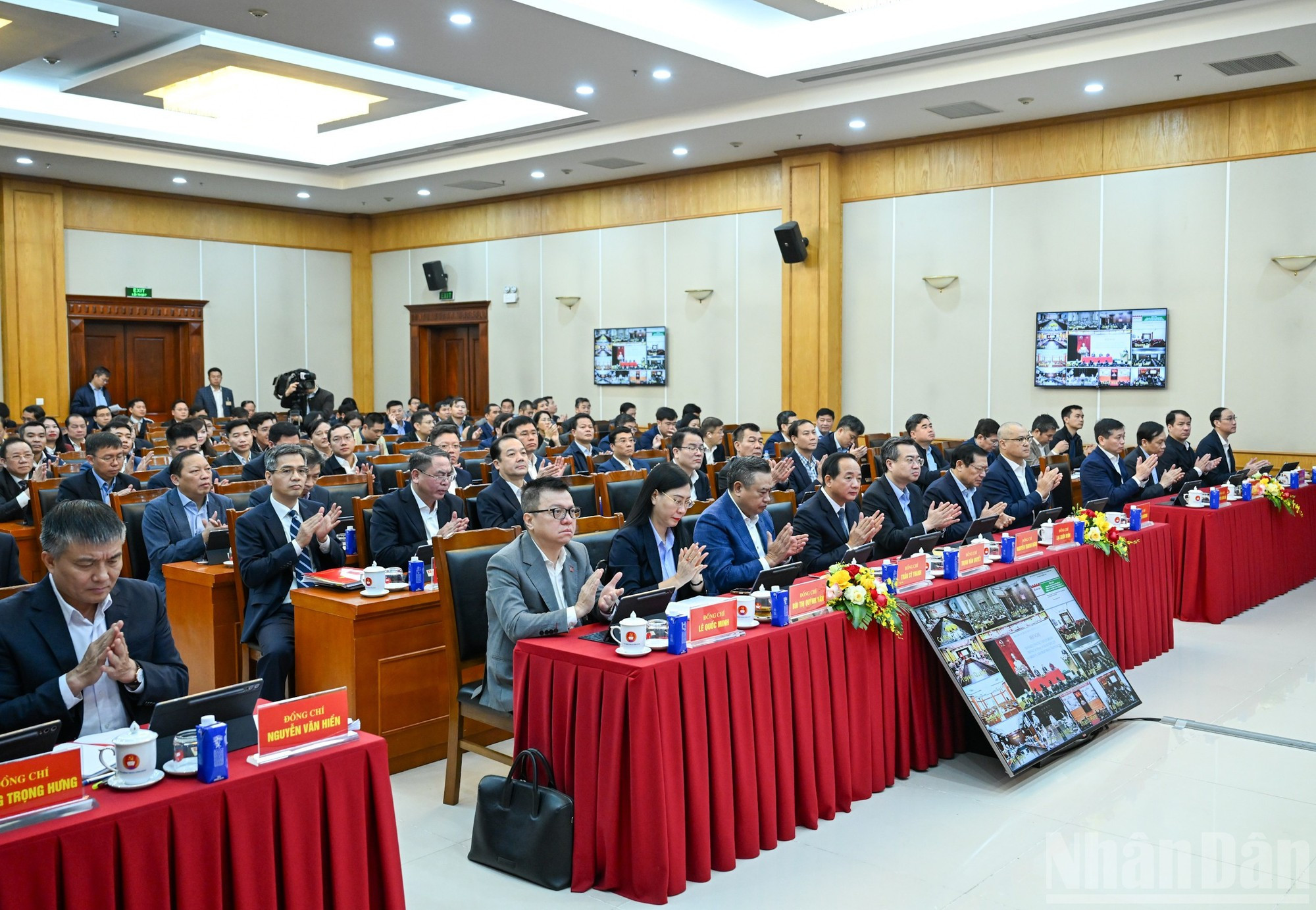 Asistentes a la cita.